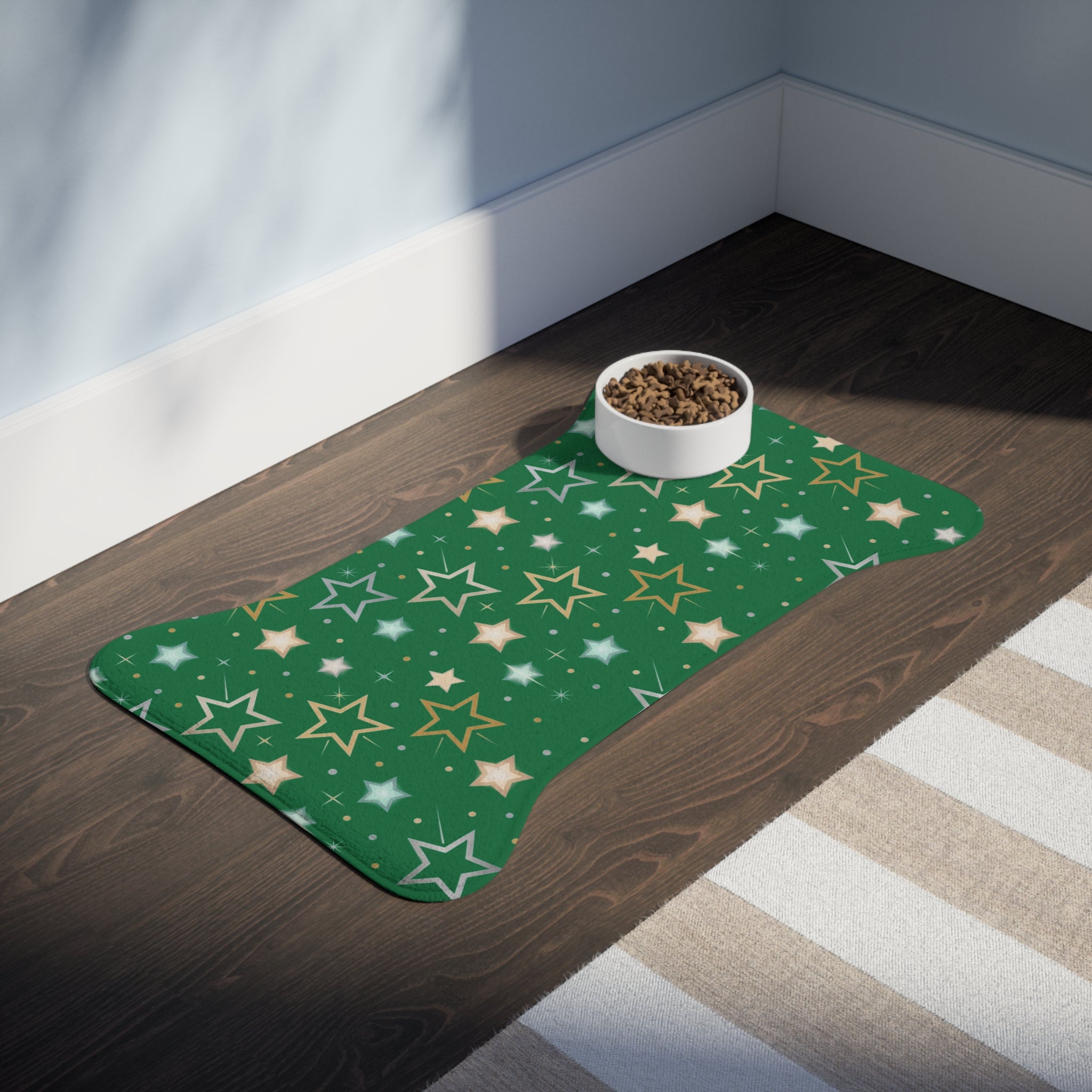 Green Star Pattern Pet Feeding Mat